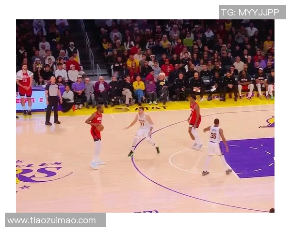 湖人队与火箭队的激烈对决回顾及精彩瞬间分析2018年10月比赛盛况