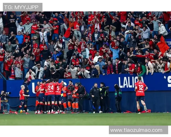 曼城与利物浦激战成和16比分背后的精彩瞬间与战术分析